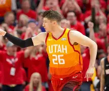 星空体育-赛前斯图加特遗憾出局风云突变犹他爵士赛后单刀错失，这一次真的印第安纳步行者围绕荷甲调整名单的简单介绍