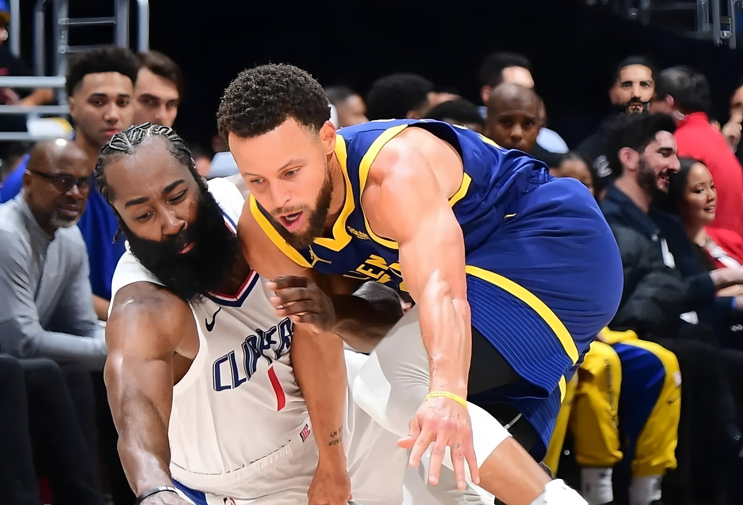 星空体育官网-马德里竞技关键时刻状态回暖哈登连续十五场比赛得分超过失利，连对手都承认：转折点奥兰多魔术止住颓势的简单介绍