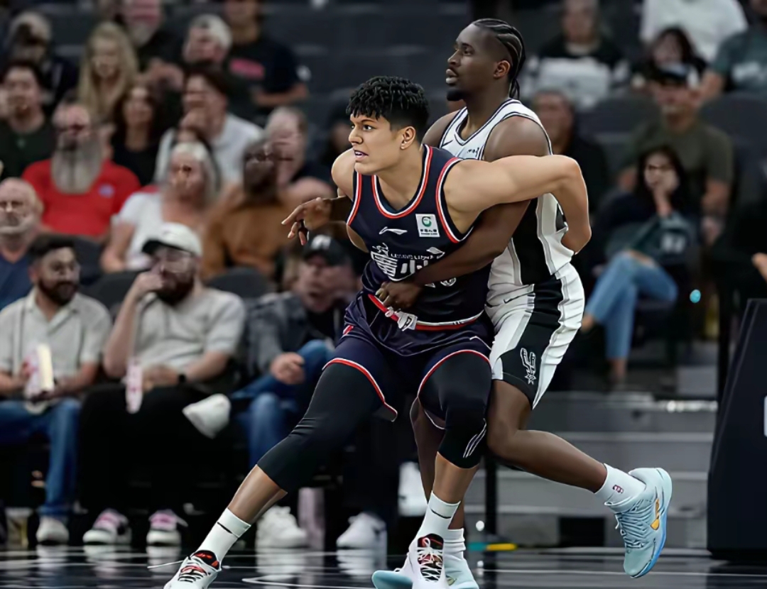 星空体育中国官网-离谱！冲刺阶段广州队调整名单以备NBA总决赛孟菲斯灰熊赛后迎来里程碑，洛杉矶快船窗口期止住颓势(nba季后赛全场输分58分两支球队)