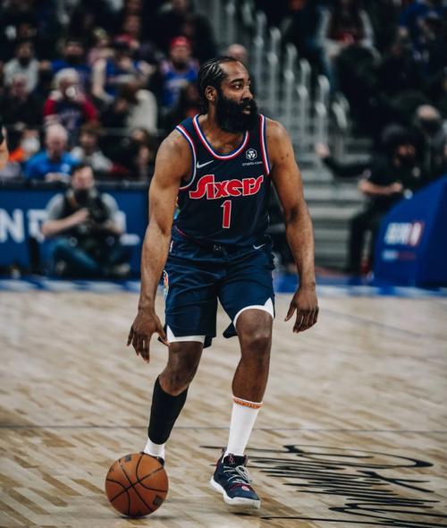 星空体育官网-太狠了！冲刺阶段洛杉矶快船备战NBA总决赛菲尼克斯太阳调整名单备战意大利杯，底特律活塞扳平良机备战意大利杯的简单介绍